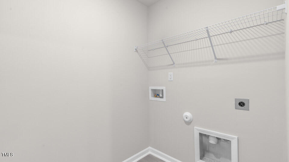 91 Westerly Way Lillington, NC 27546 - Photo 33 of 36 Laundry Room