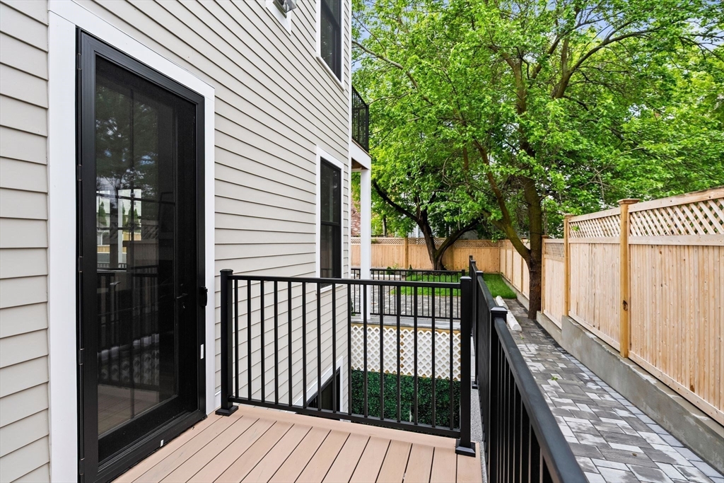 27 Shepard Street, Unit 5 Boston, MA 02135 - Photo 32 of 33