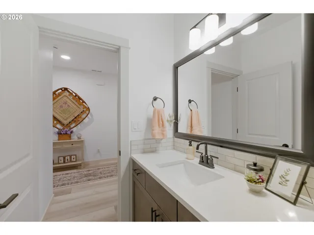 $549,000 | 5021 Cedar View Drive, Springfield, OR 97478