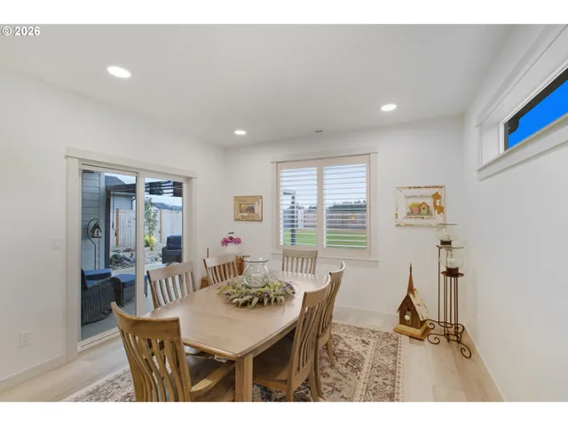 $549,000 | 5021 Cedar View Drive, Springfield, OR 97478