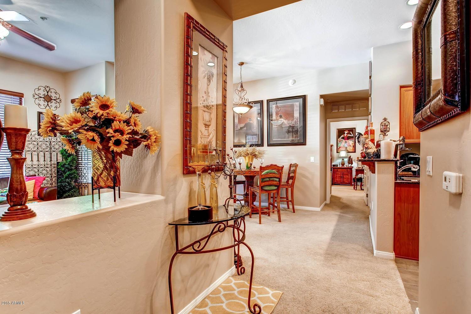 4488 East Thomas Road, Unit 1042 Phoenix, AZ 85018 - Photo 5 of 31 Entrance to condo
