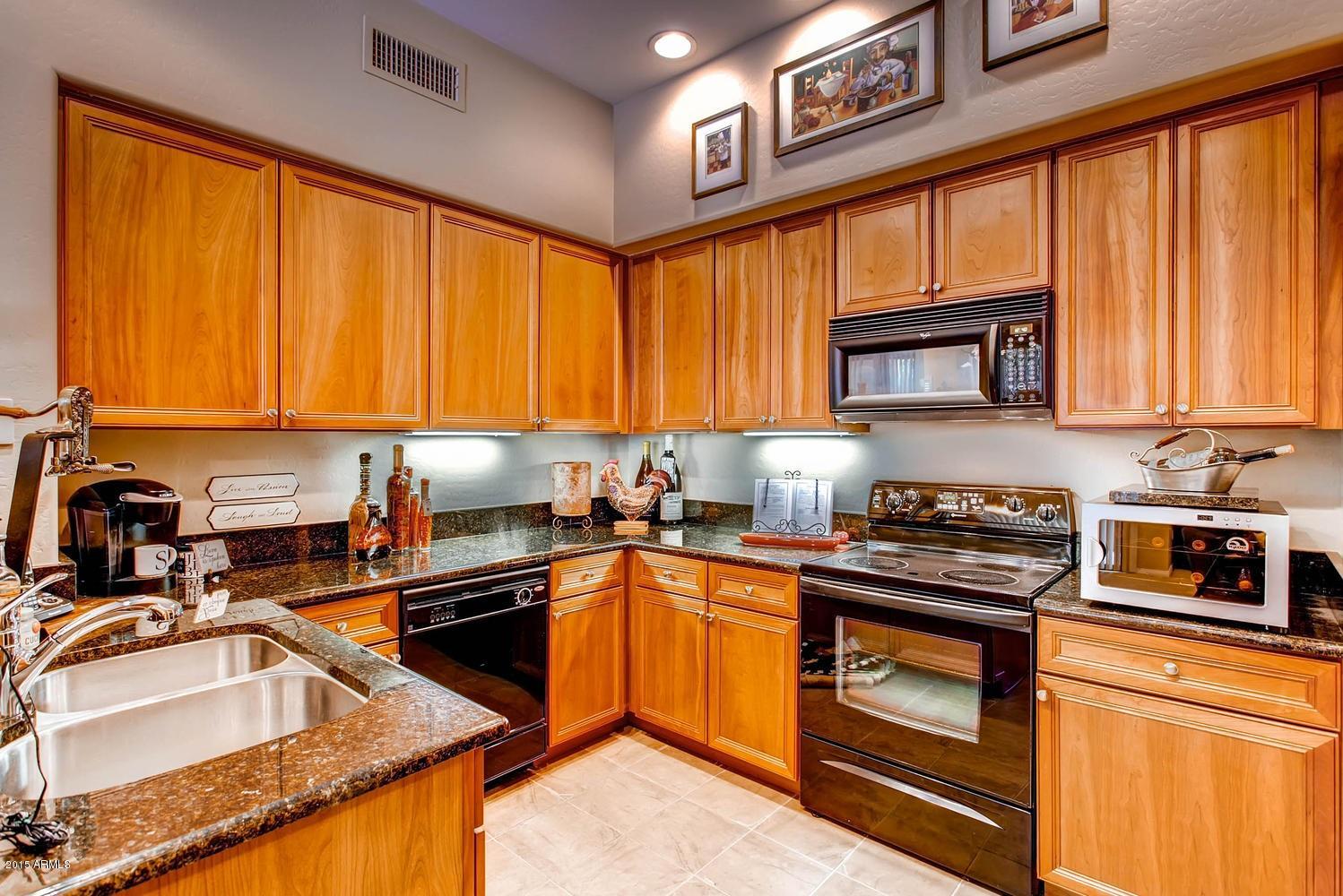 4488 East Thomas Road, Unit 1042 Phoenix, AZ 85018 - Photo 7 of 31 Open Kitchen