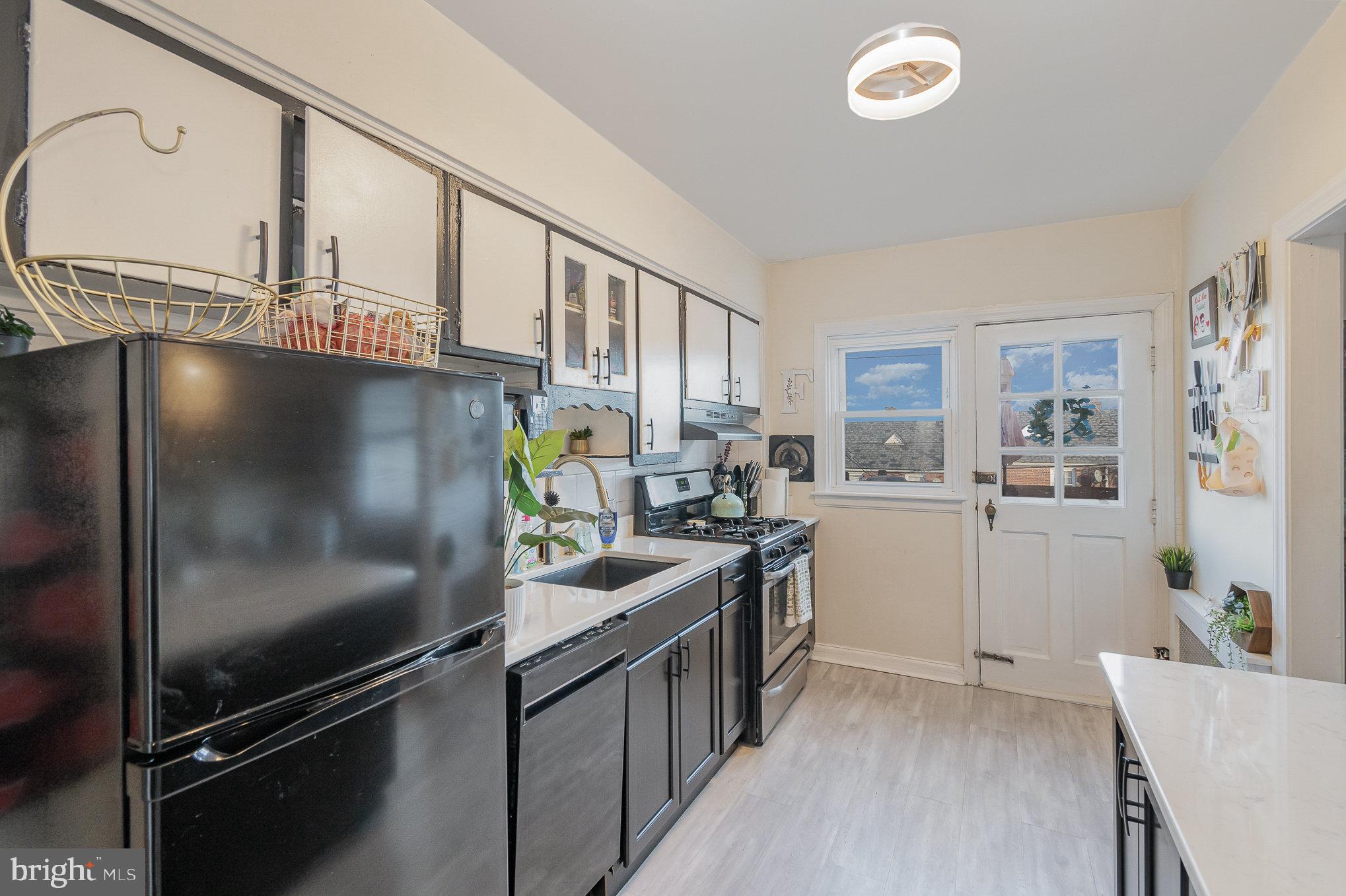 3931 Kimble Road Baltimore, MD 21218 - Photo 10 of 19 Kitchen