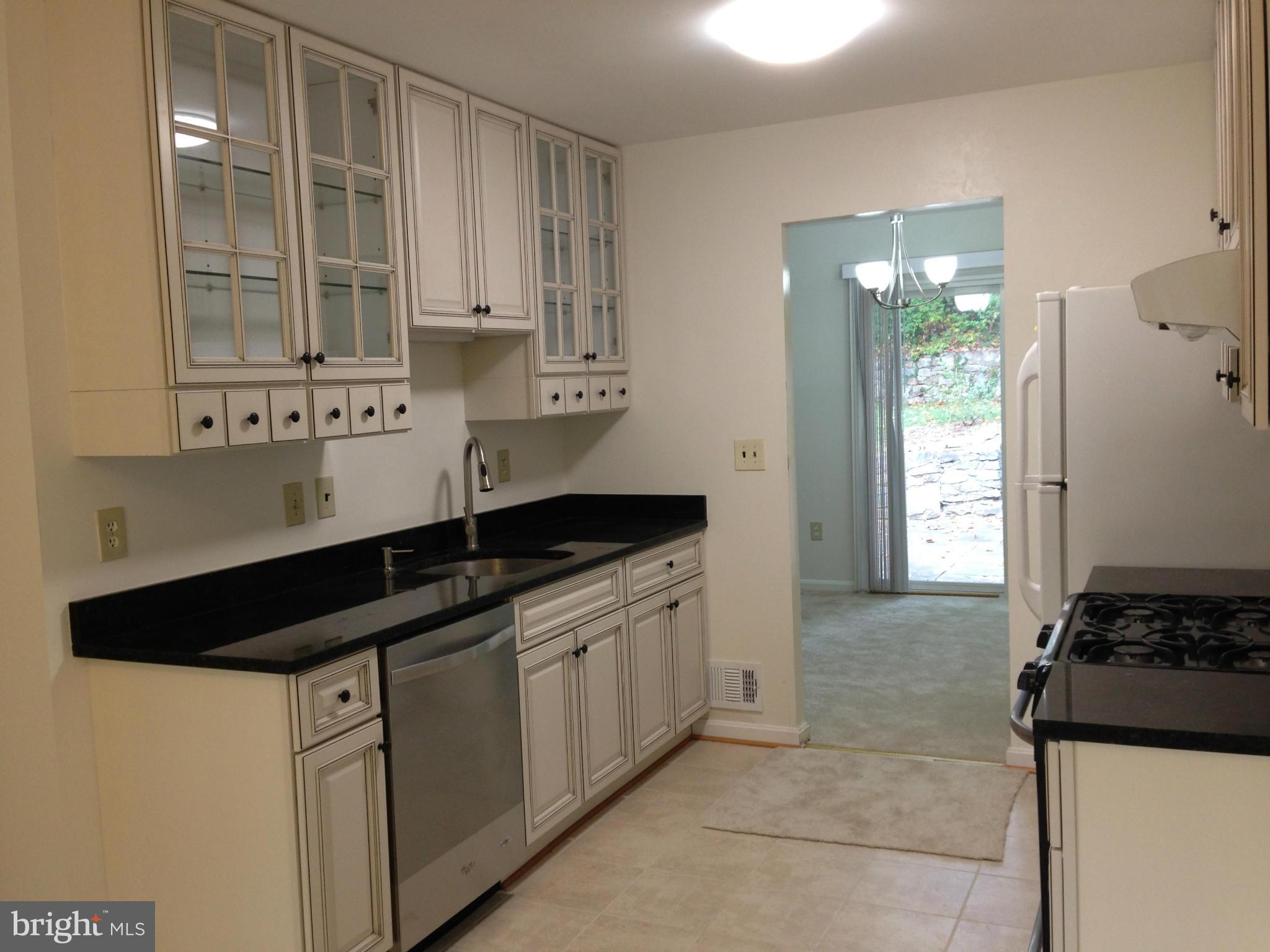 6 Winding Waye Court Silver Spring, MD 20902 - Photo 3 of 28 Kitchen