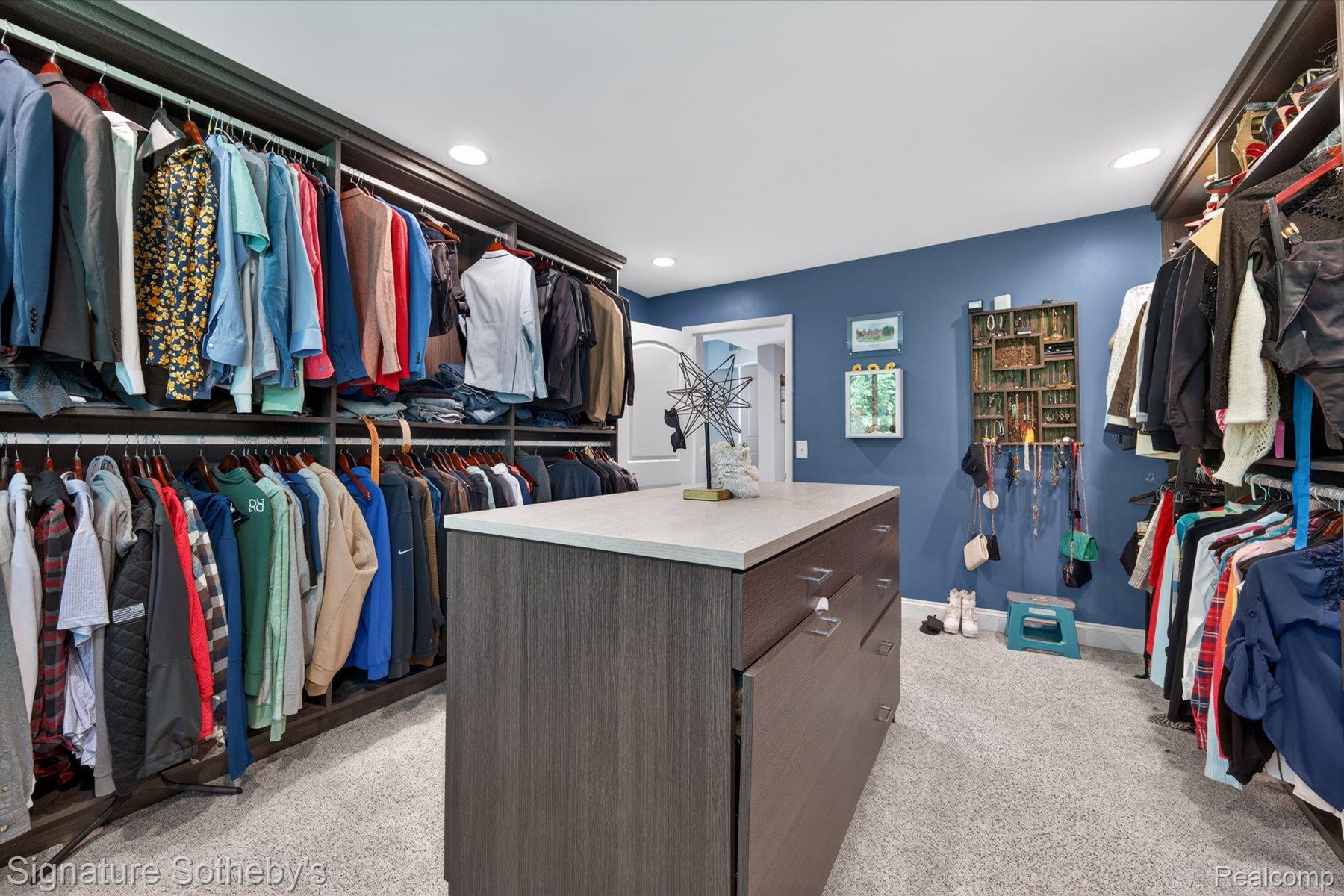 30650 Lahser Road Franklin, MI 48025 - Photo 58 of 93 057-30650-Lahser-Rd-Beverly-Hills-MI-48025-WindowStill.jpg