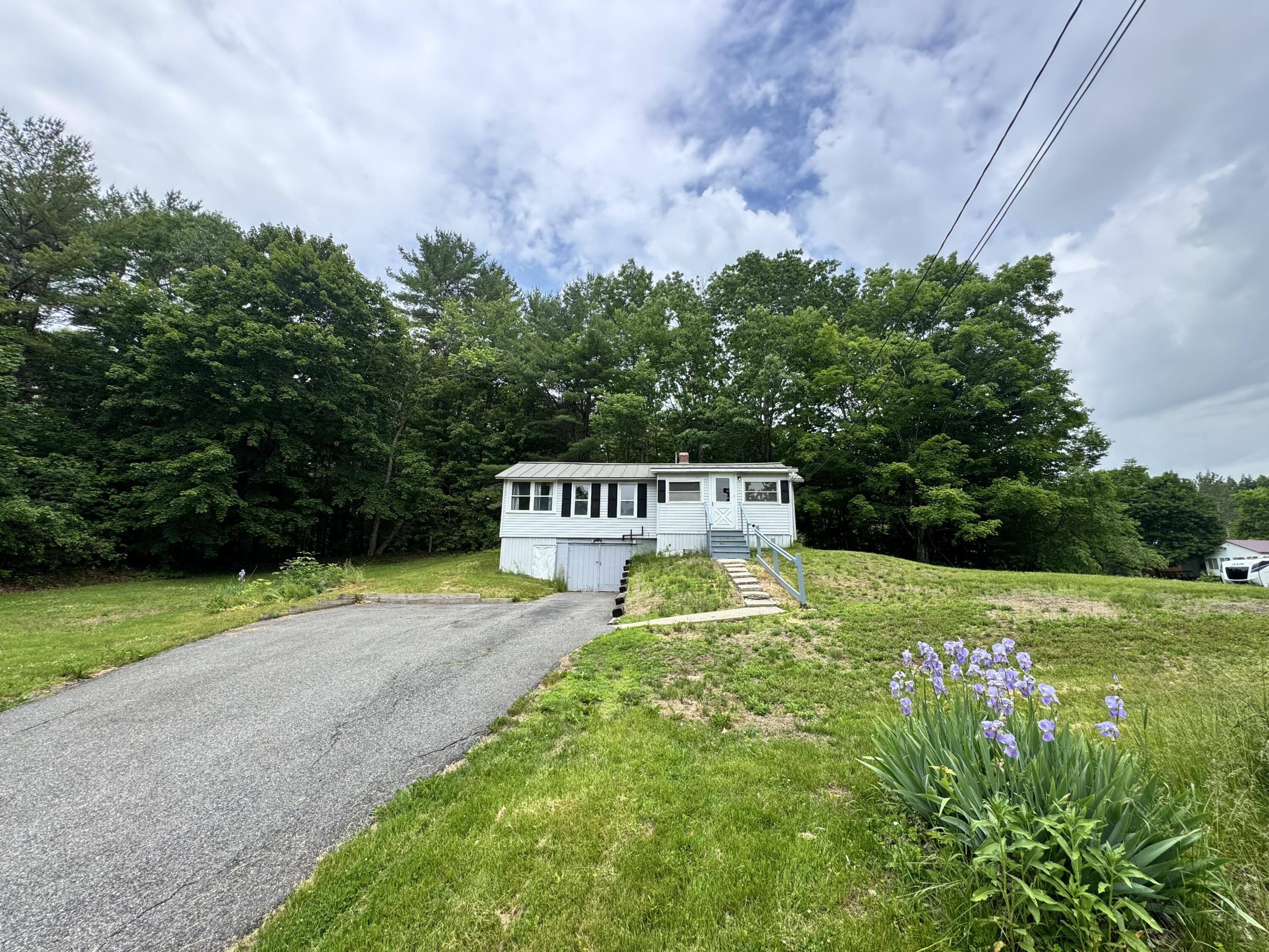 14 Lynn Road Augusta, ME 04330 - Photo 3 of 27 IMG_4876