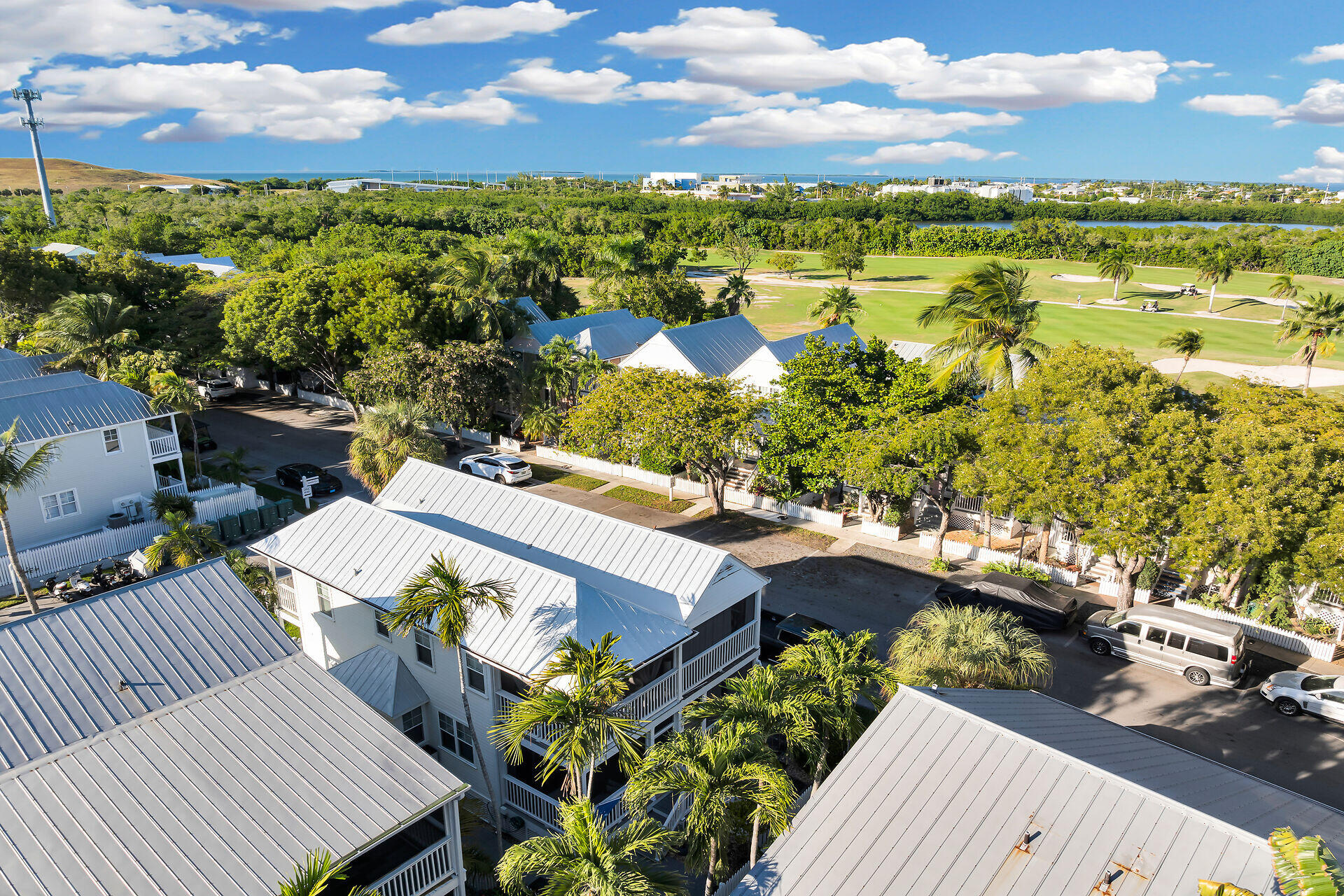 1 Spoonbill Way Key West, FL 33040 - Photo 4 of 54 1 Spoonbill Way Back
