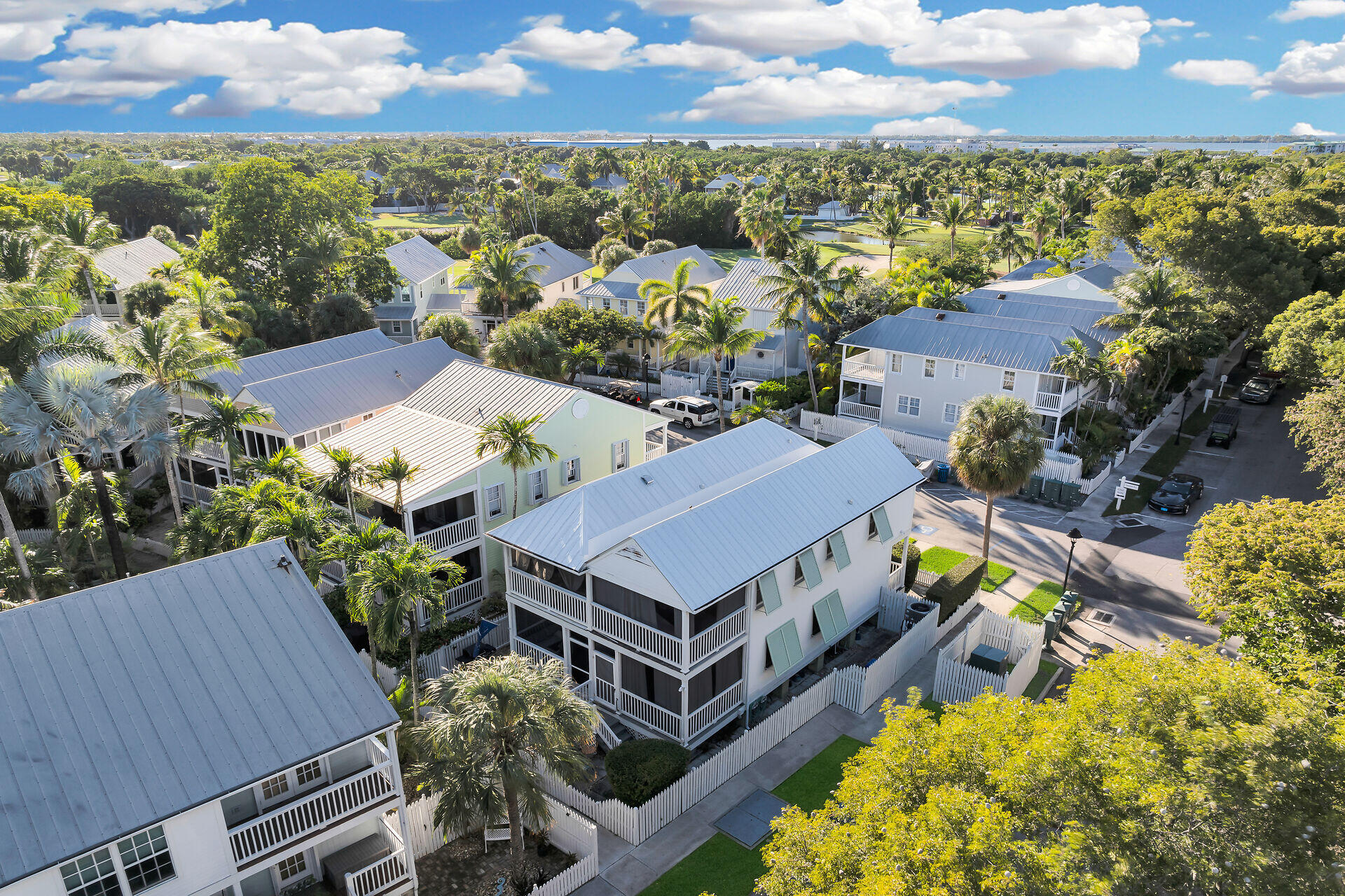 1 Spoonbill Way Key West, FL 33040 - Photo 6 of 54 1 Spoonbill Way Back
