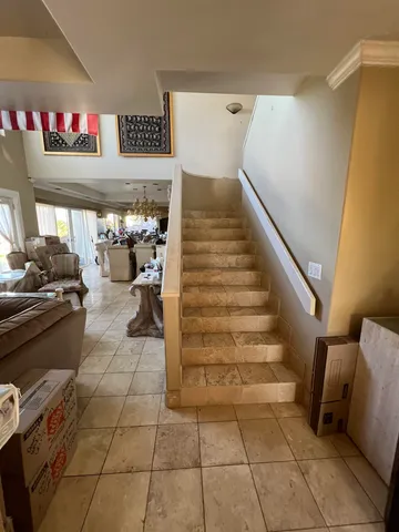 a view of entryway with furniture