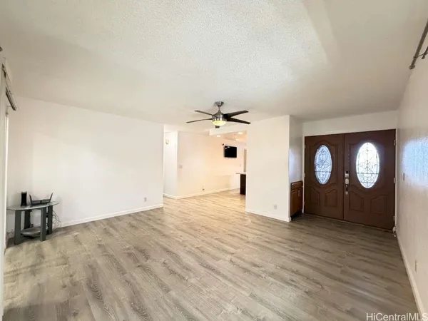 $3,500 | 94-434 Opeha Street, Waipahu, HI 96797