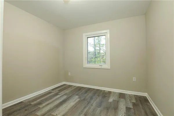 $1,300 | 166 Anderson Avenue Northwest, Unit B08, Atlanta, GA 30314