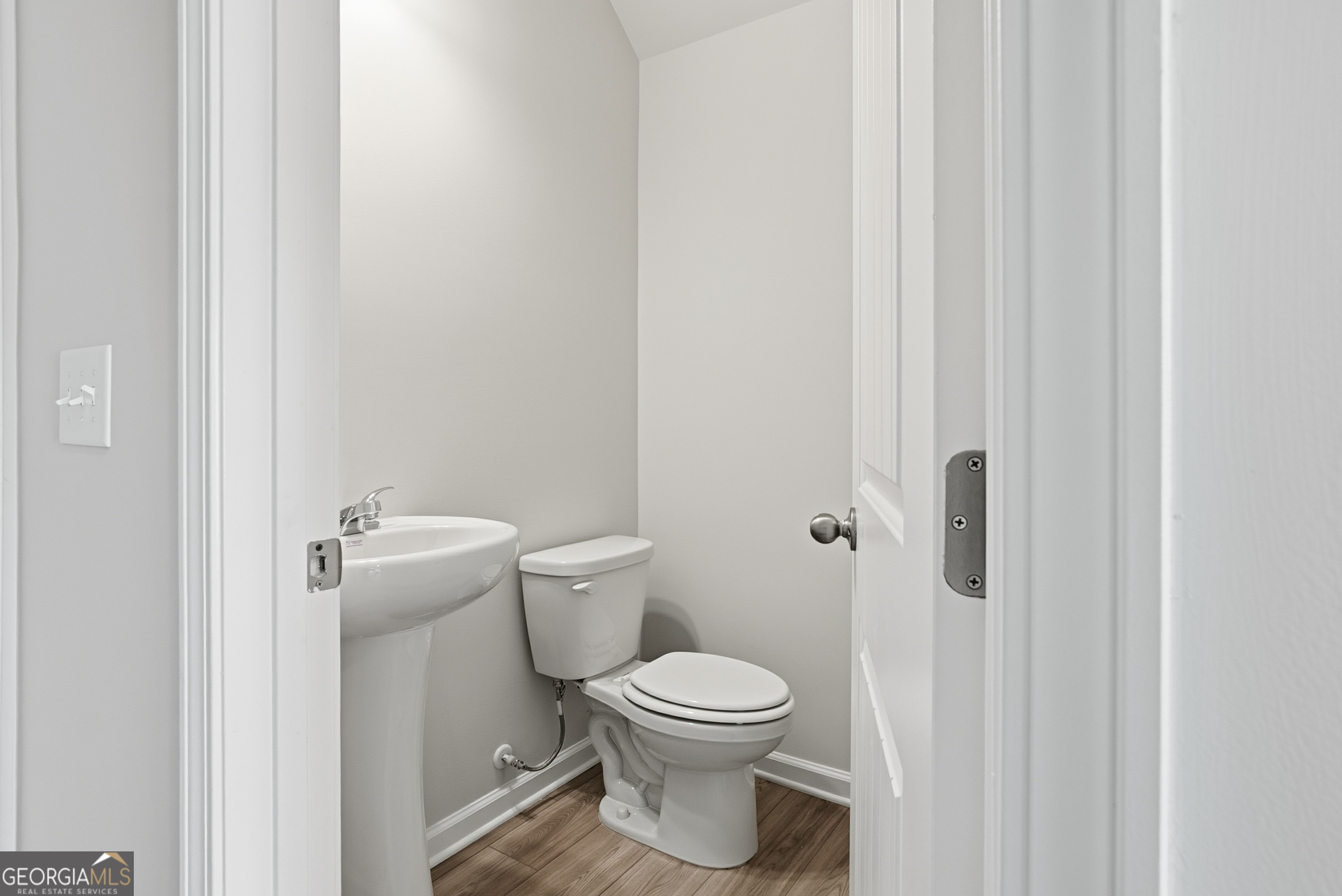 30 Umber Lane Newnan, GA 30263 - Photo 10 of 33 a bathroom with a toilet and a shower