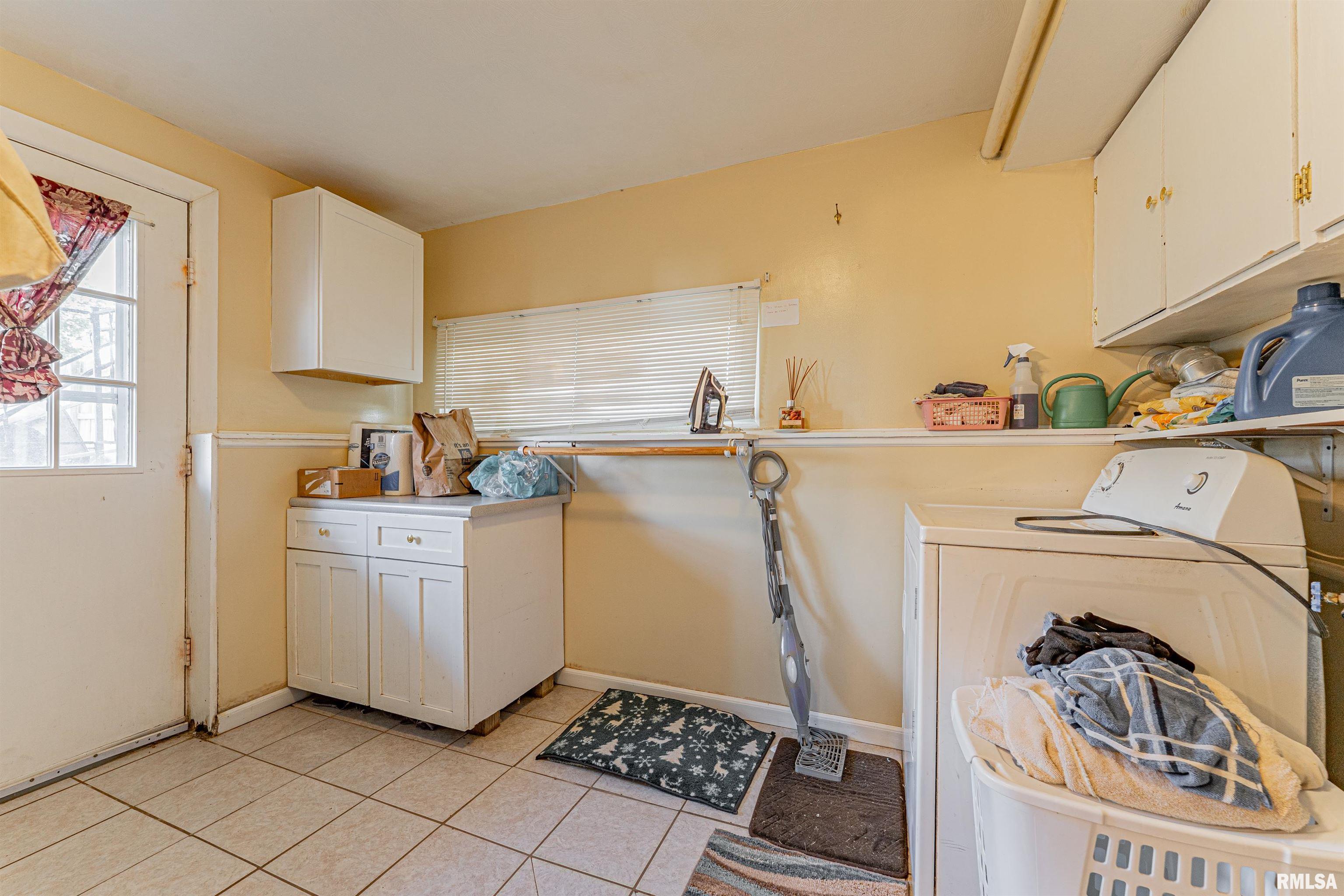 100 Northwest Walnut Street Atlanta, IL 61723 - Photo 20 of 28