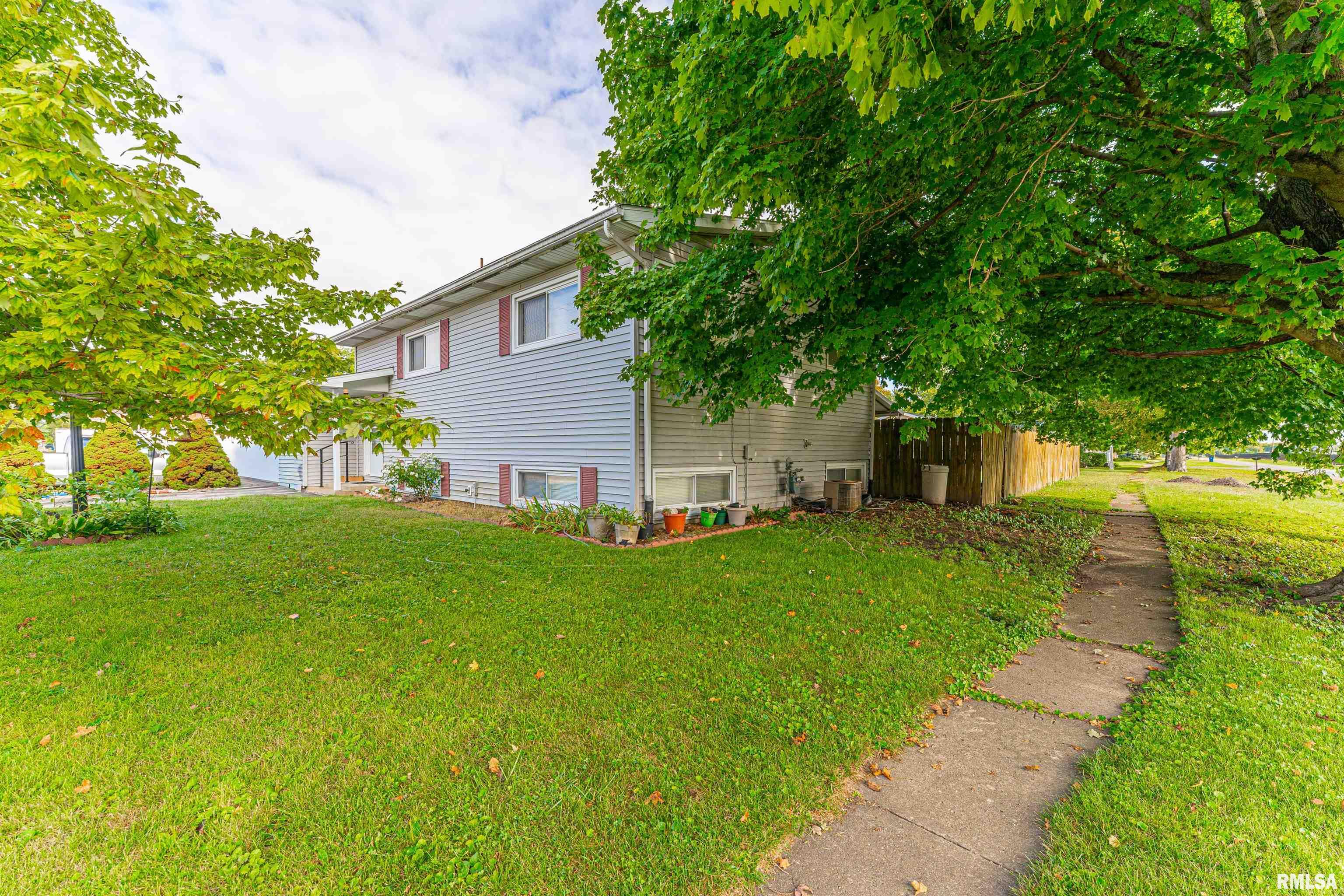 100 Northwest Walnut Street Atlanta, IL 61723 - Photo 2 of 28