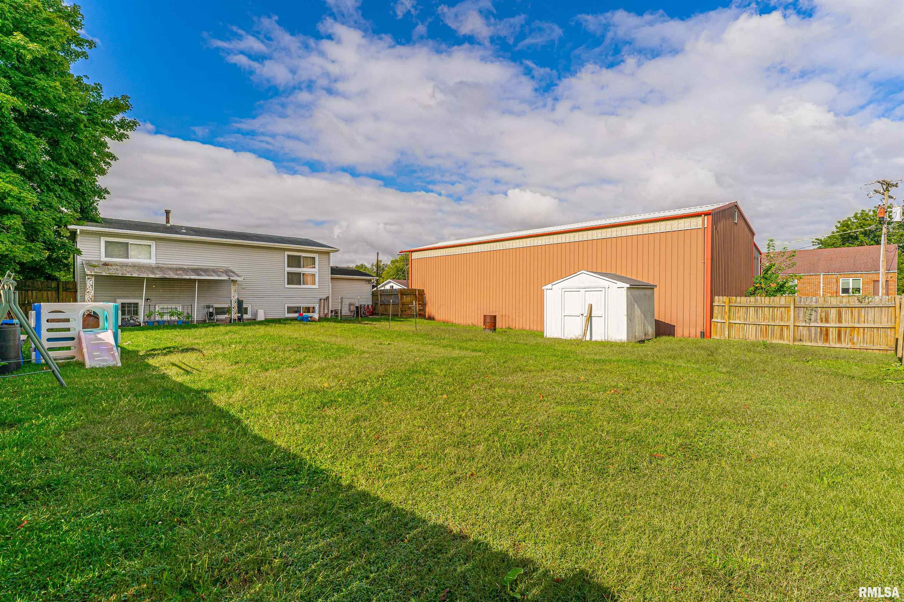 100 Northwest Walnut Street Atlanta, IL 61723 - Photo 25 of 28