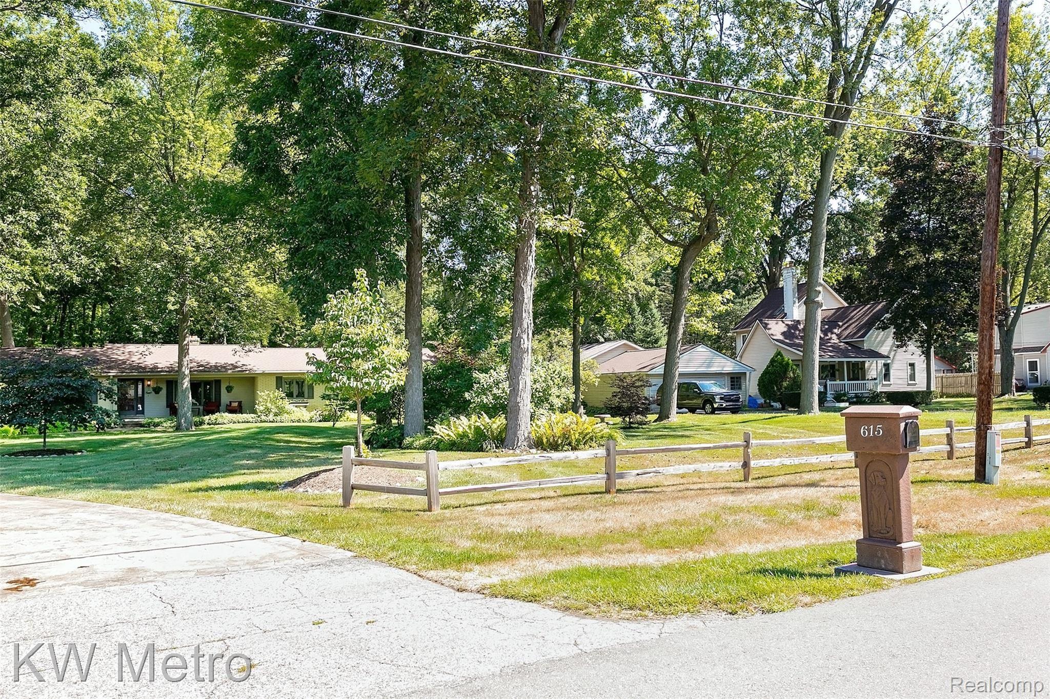 615 Trinway Road Troy, MI 48085 - Photo 48 of 49 Trinway-50.jpg