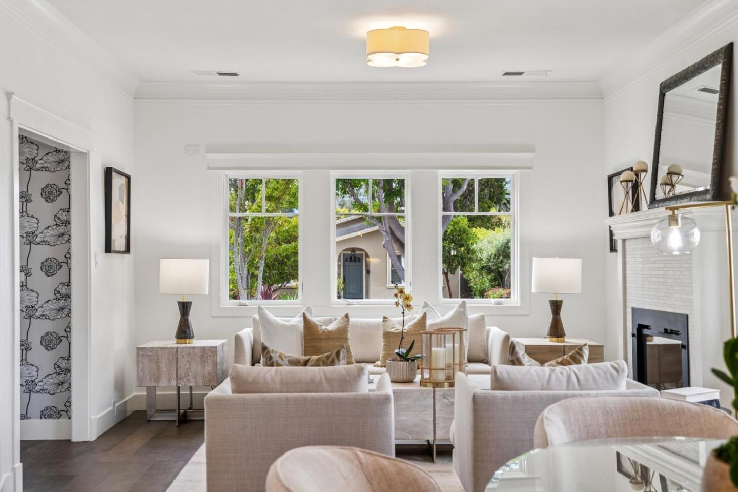 818 Crossway Road Burlingame, CA 94010 - Photo 7 of 67 Gallery Image 7