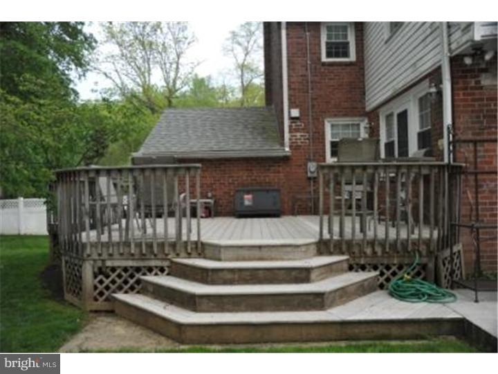 618 West Rolling Road Springfield, PA 19064 - Photo 15 of 21 Deck