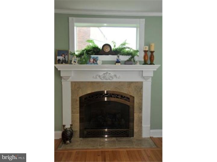 618 West Rolling Road Springfield, PA 19064 - Photo 7 of 21 Family Room