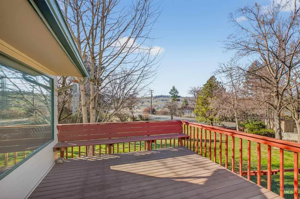 $540,000 | 3430 Meadowlark Drive, Lewiston, ID 83501