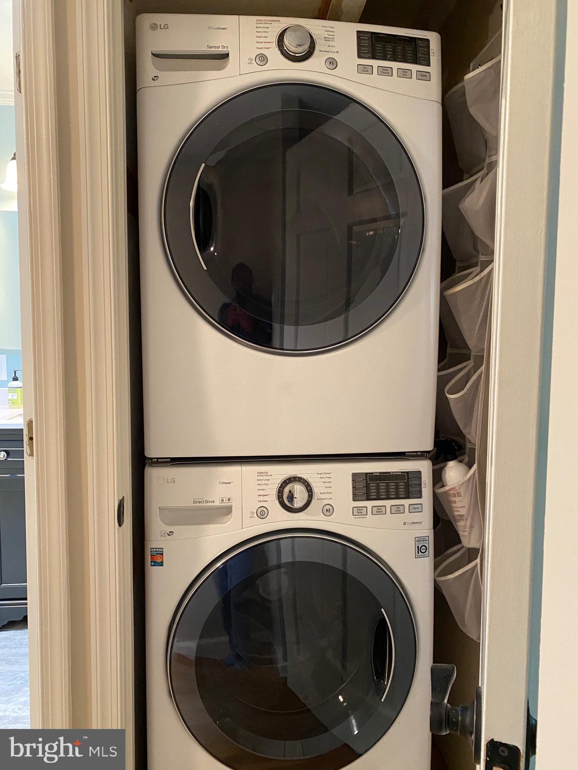 339 11th Street Southeast Washington, DC 20003 - Photo 11 of 39