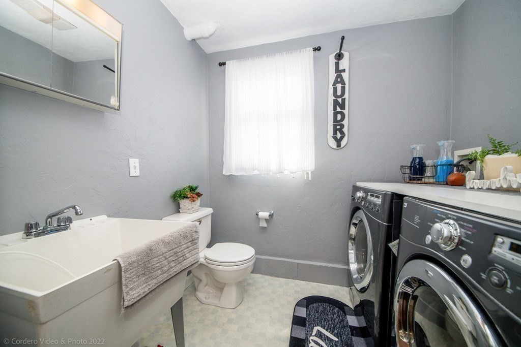 104 Charge Pond Road Wareham, MA 02571 - Photo 16 of 17 Gallery Image 16