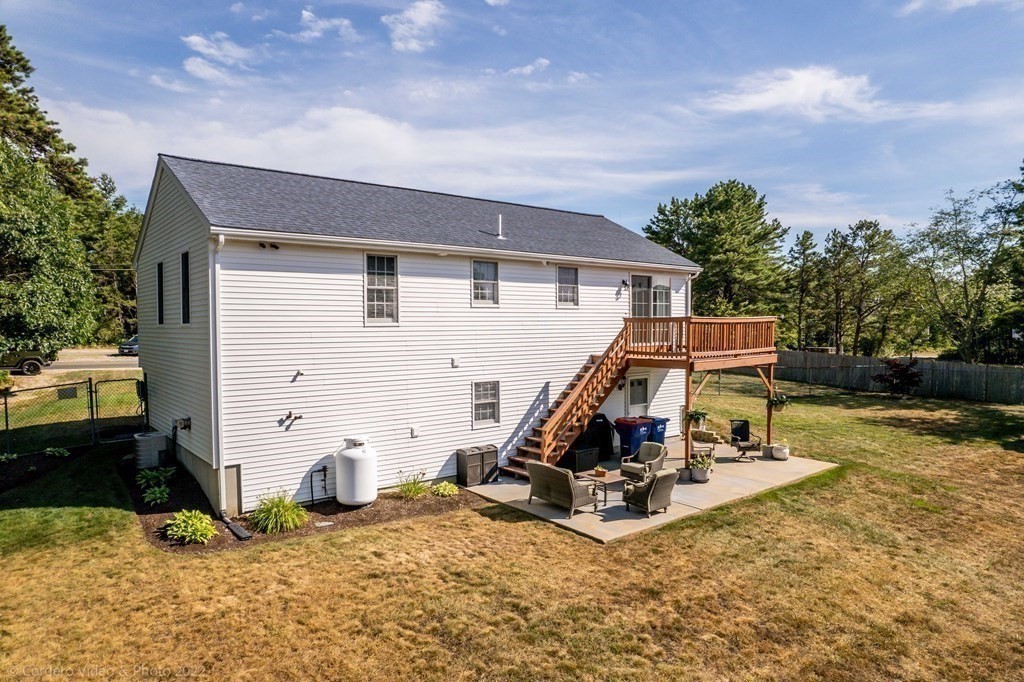 104 Charge Pond Road Wareham, MA 02571 - Photo 3 of 17 Gallery Image 3