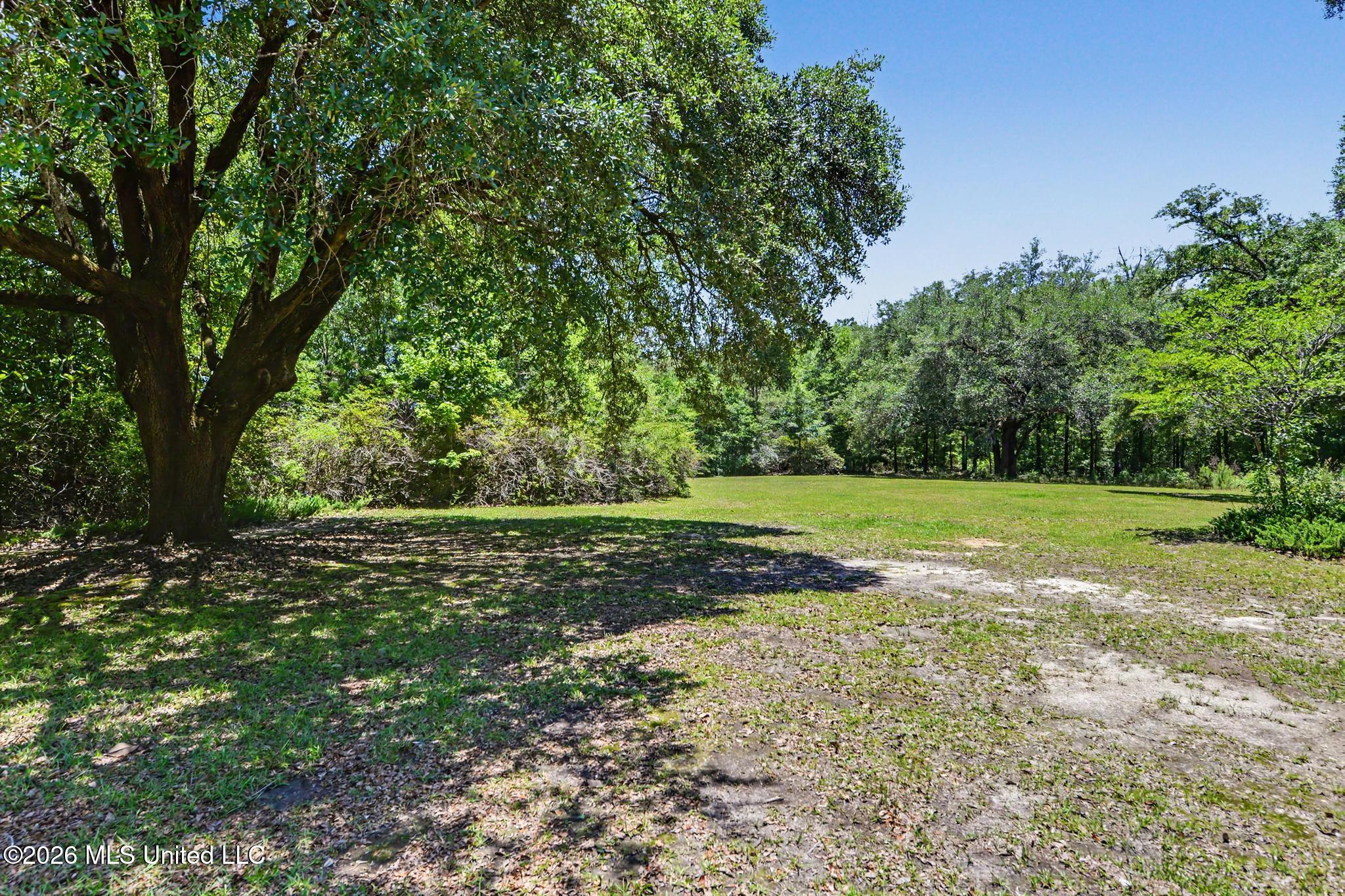 208 I J Williams Road Lucedale, MS 39452 - Photo 3 of 27 003