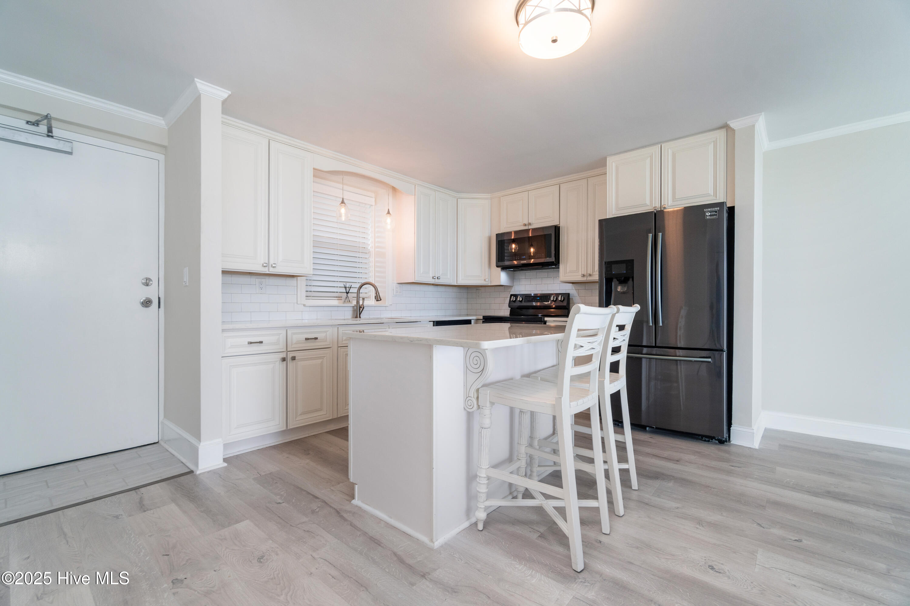 2305 West Fort Macon Road, Unit 207 Atlantic Beach, NC 28512 - Photo 12 of 43 Kithchen View