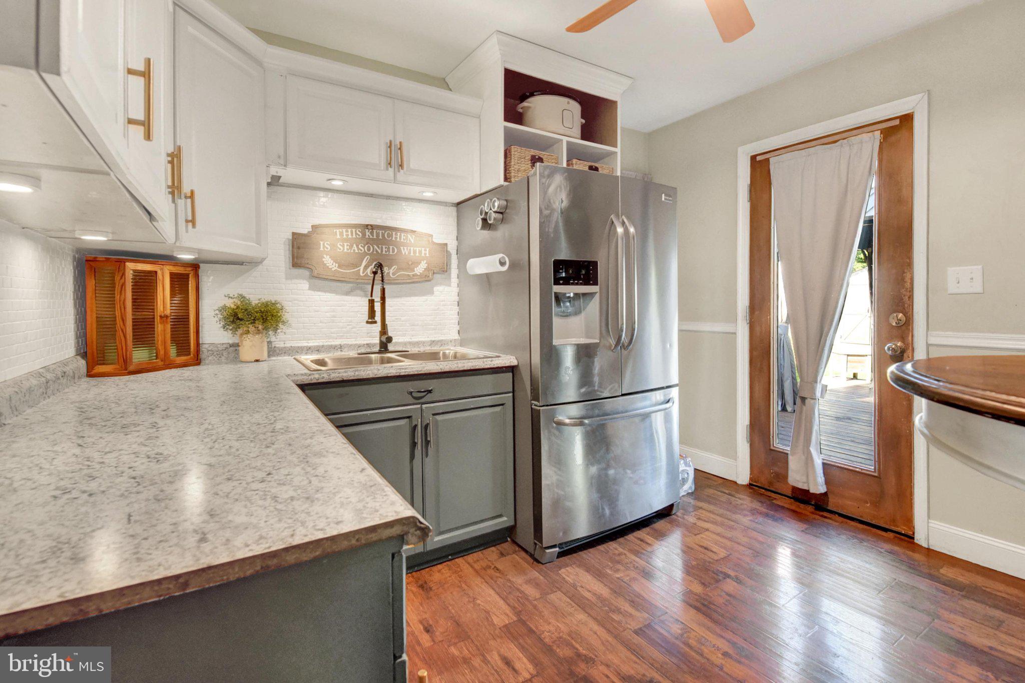 313 Charles Road Mechanicsburg, PA 17050 - Photo 6 of 26