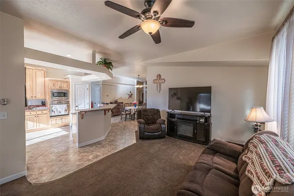 $328,000 | 803 South 3rd Street, Dayton, WA 99328