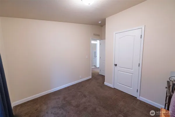 $328,000 | 803 South 3rd Street, Dayton, WA 99328