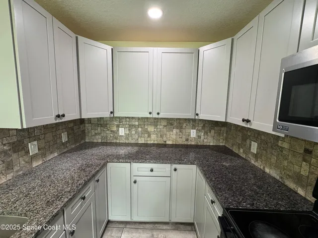 $2,200 | 2914 Stetson Street, Melbourne, FL 32901