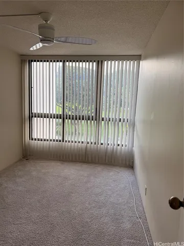 $2,900 | 3138 Waialae Avenue, Unit 315, Honolulu, HI 96816