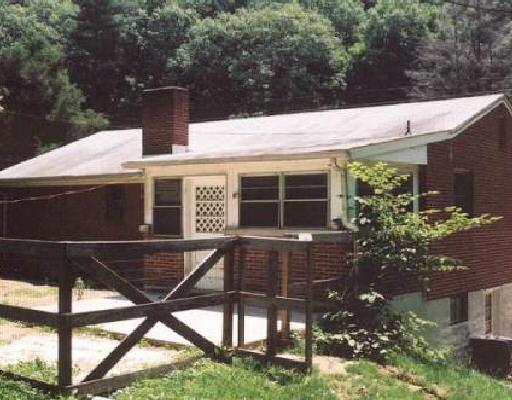 6842 Franklin Road Boones Mill, VA 24065 - Photo 2 of 3 Listing Photo