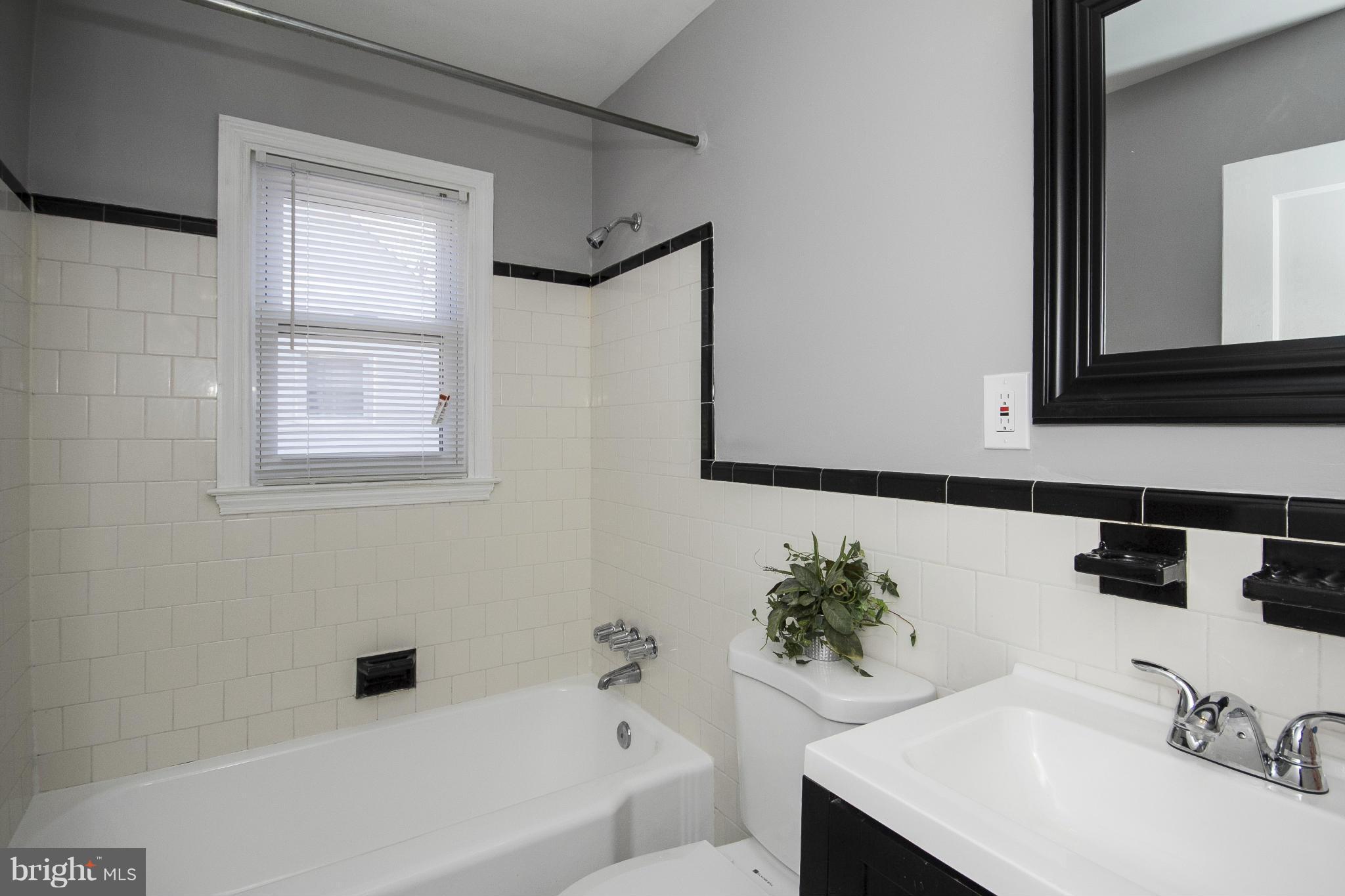 4115 Buckingham Road Pikesville, MD 21207 - Photo 18 of 30 Bath 2