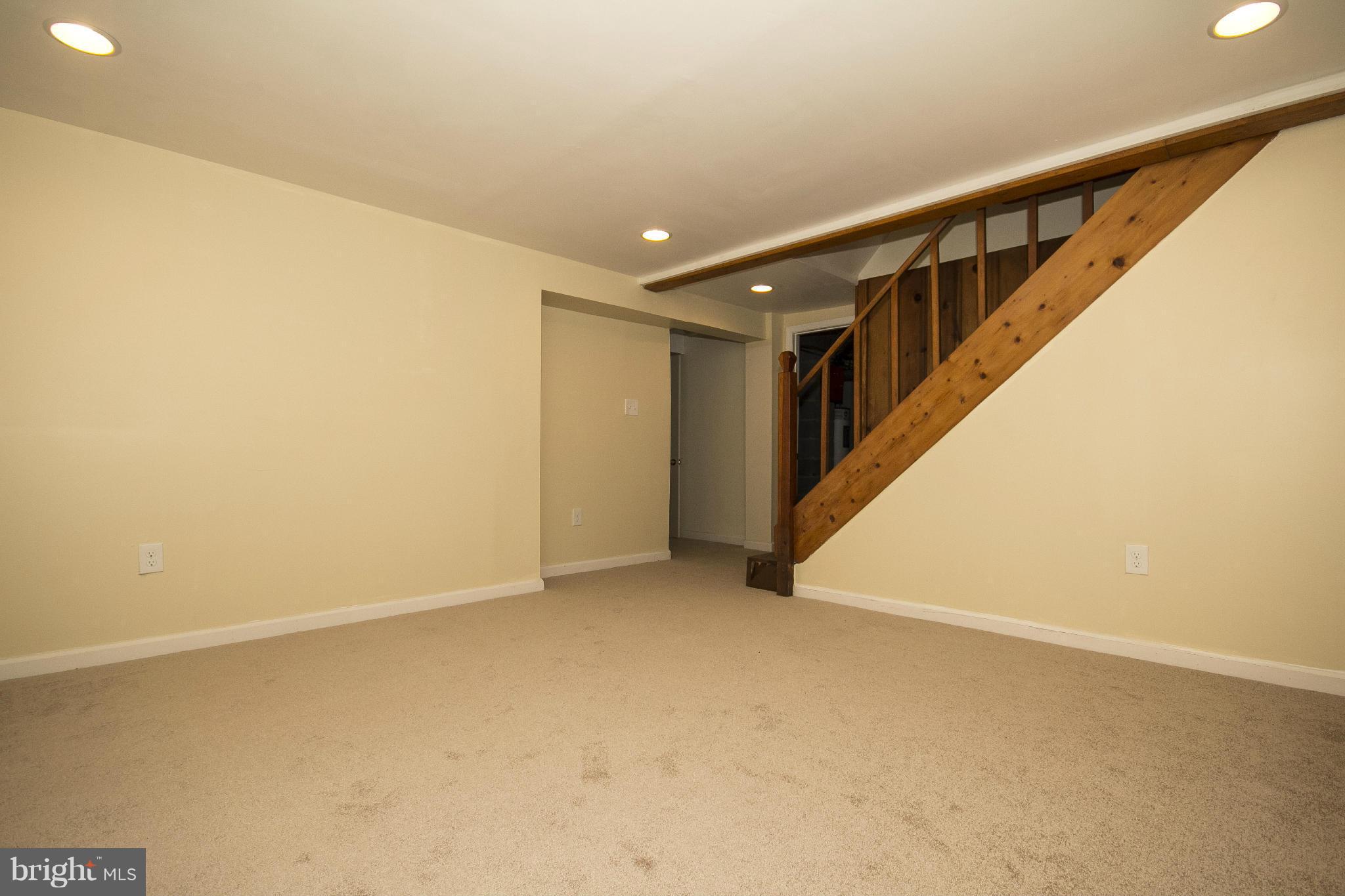 4115 Buckingham Road Pikesville, MD 21207 - Photo 22 of 30 Family Room