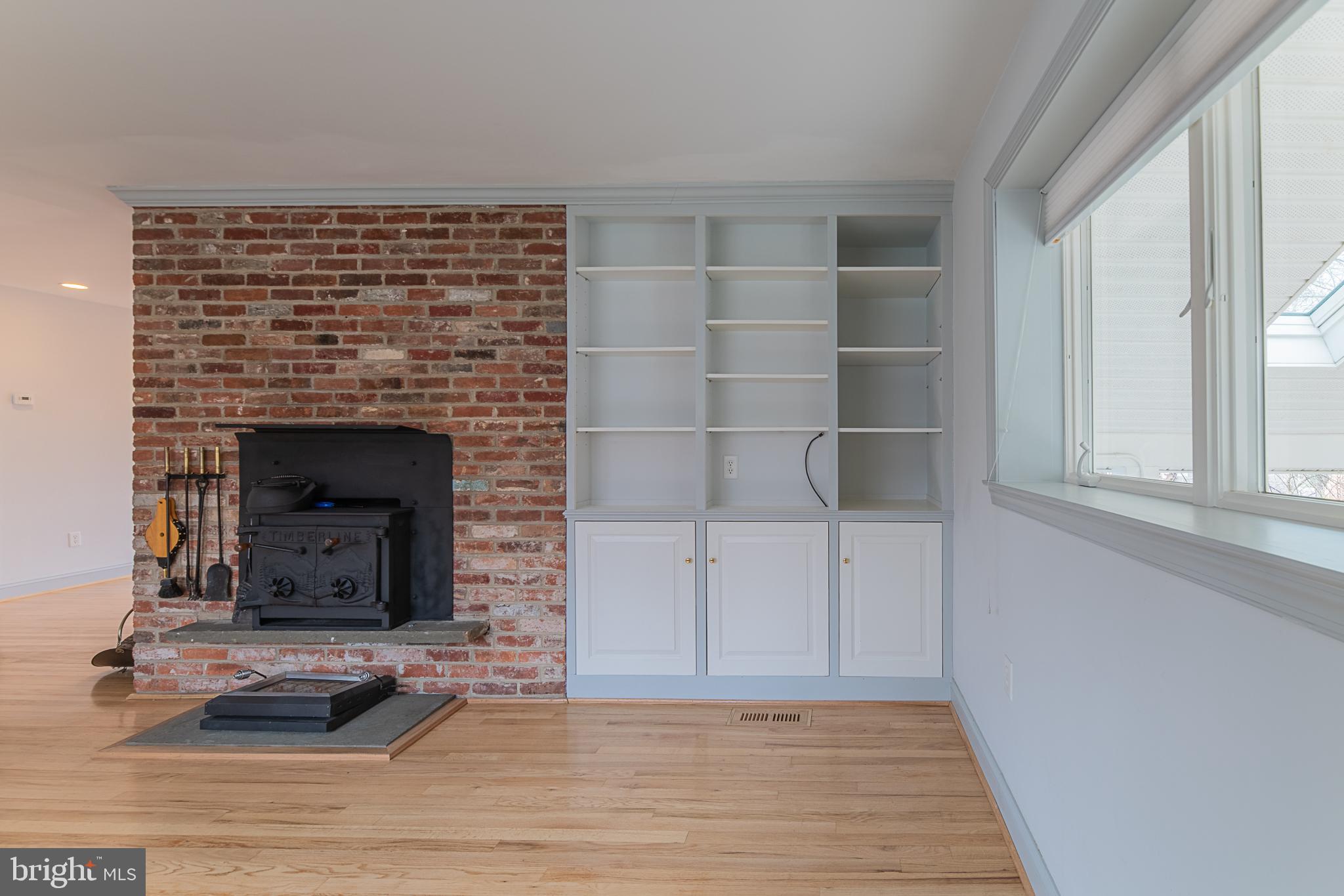 1830 Opalocka Drive McLean, VA 22101 - Photo 16 of 69 Built ins