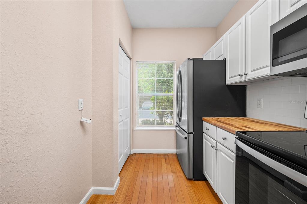 5065 Northwest 45th Road, Unit 102 Gainesville, FL 32606 - Photo 6 of 34
