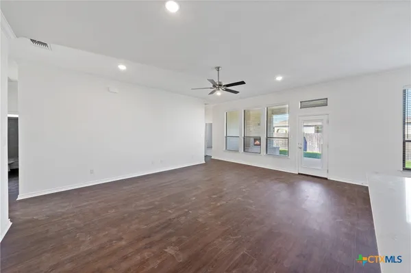 $379,999 | 7308 Caladium Drive, Temple, TX 76502