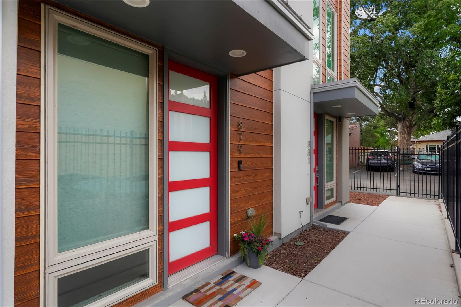 879 Delaware Street Denver, CO 80204 - Photo 2 of 39
