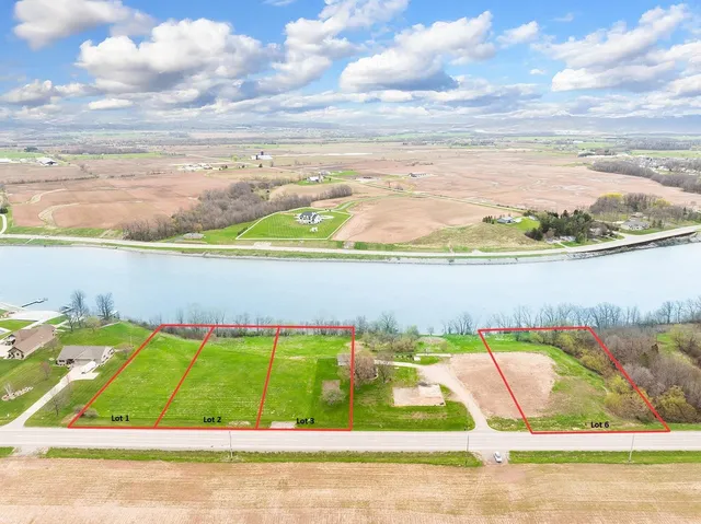 $569,000 | 4251 Lost Dauphin Road, Unit 2, Wrightstown, WI 54180