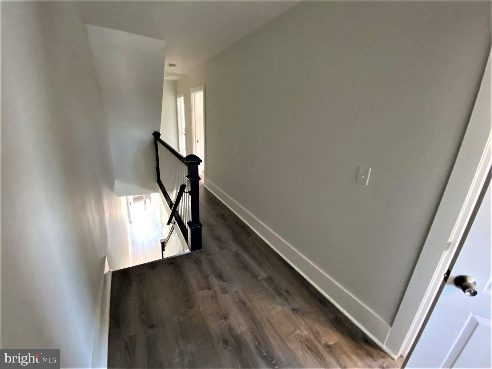 515 Thomas Street Bethlehem, PA 18015 - Photo 14 of 30 a view of entryway with wooden floor