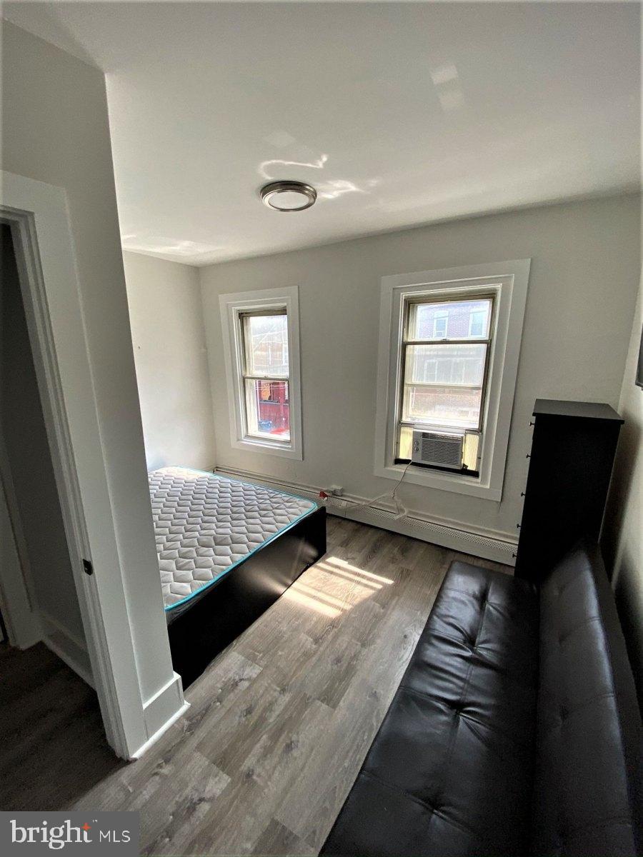 515 Thomas Street Bethlehem, PA 18015 - Photo 23 of 30 a living room with furniture and a window