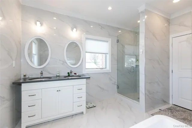 $9,600 | 66 Essex Road, Great Neck, NY 11023