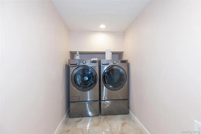 $9,600 | 66 Essex Road, Great Neck, NY 11023