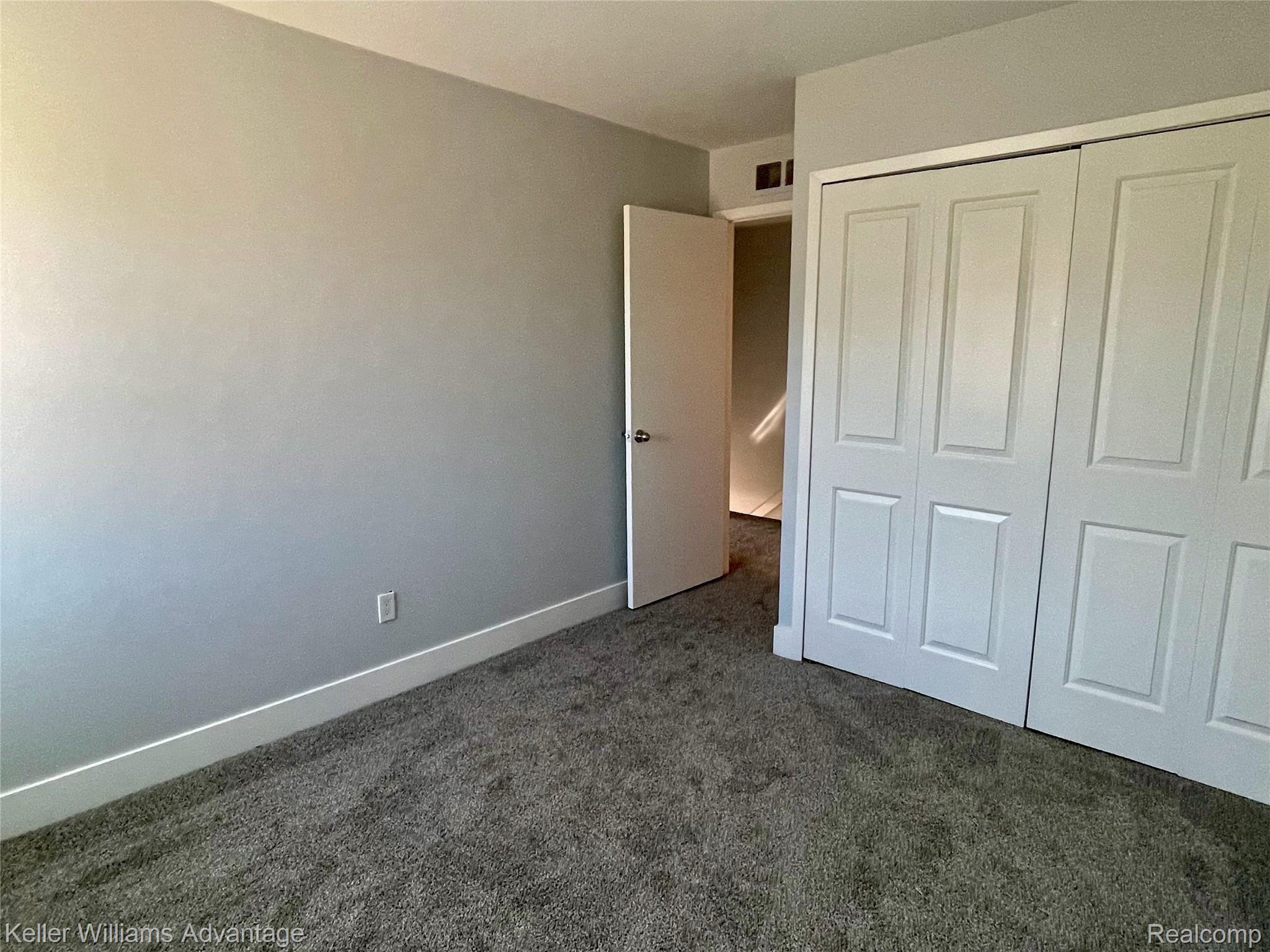23594 North Rockledge Novi, MI 48375 - Photo 14 of 22 Bedroom 1