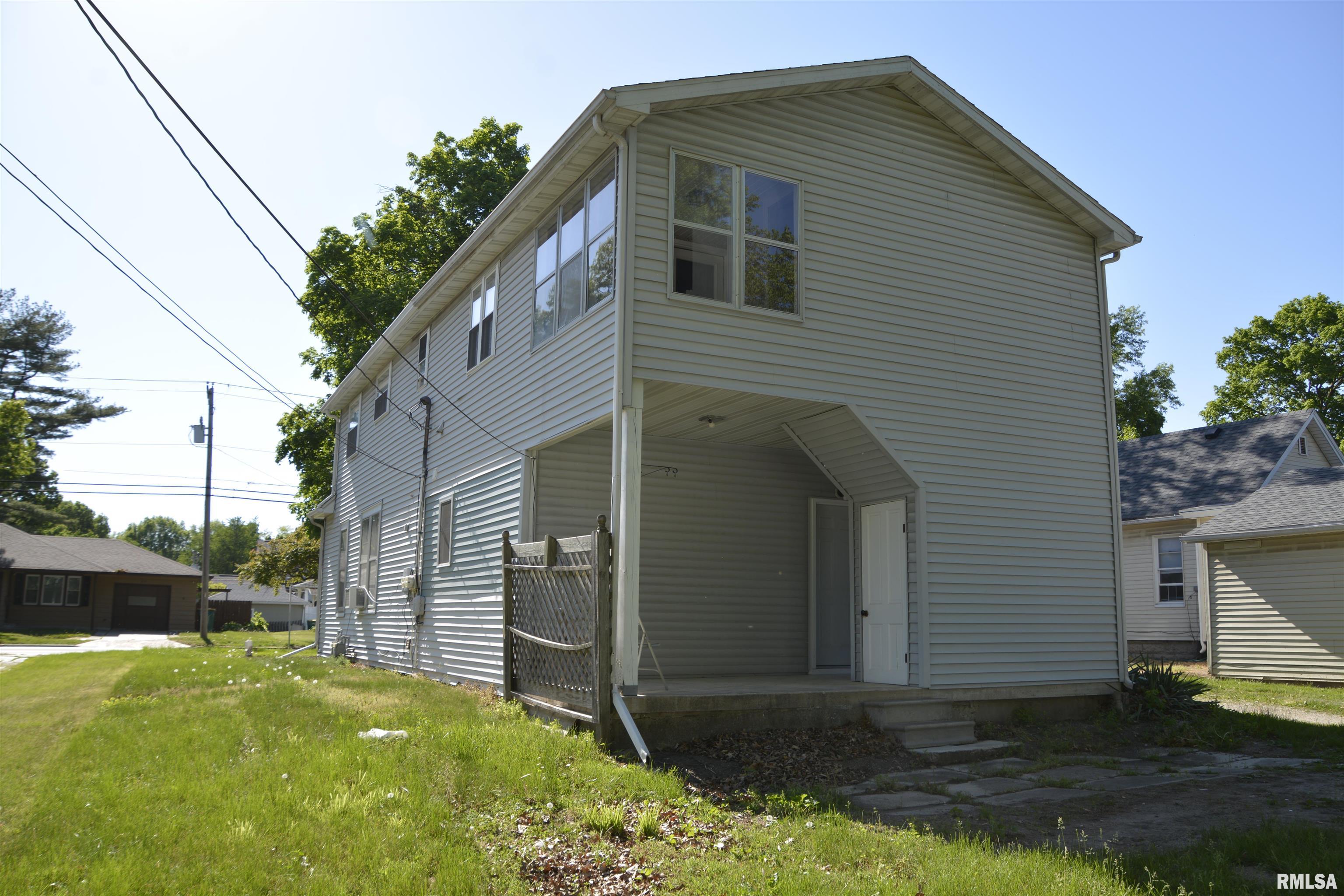 309 South Dudley Street Macomb, IL 61455 - Photo 3 of 21