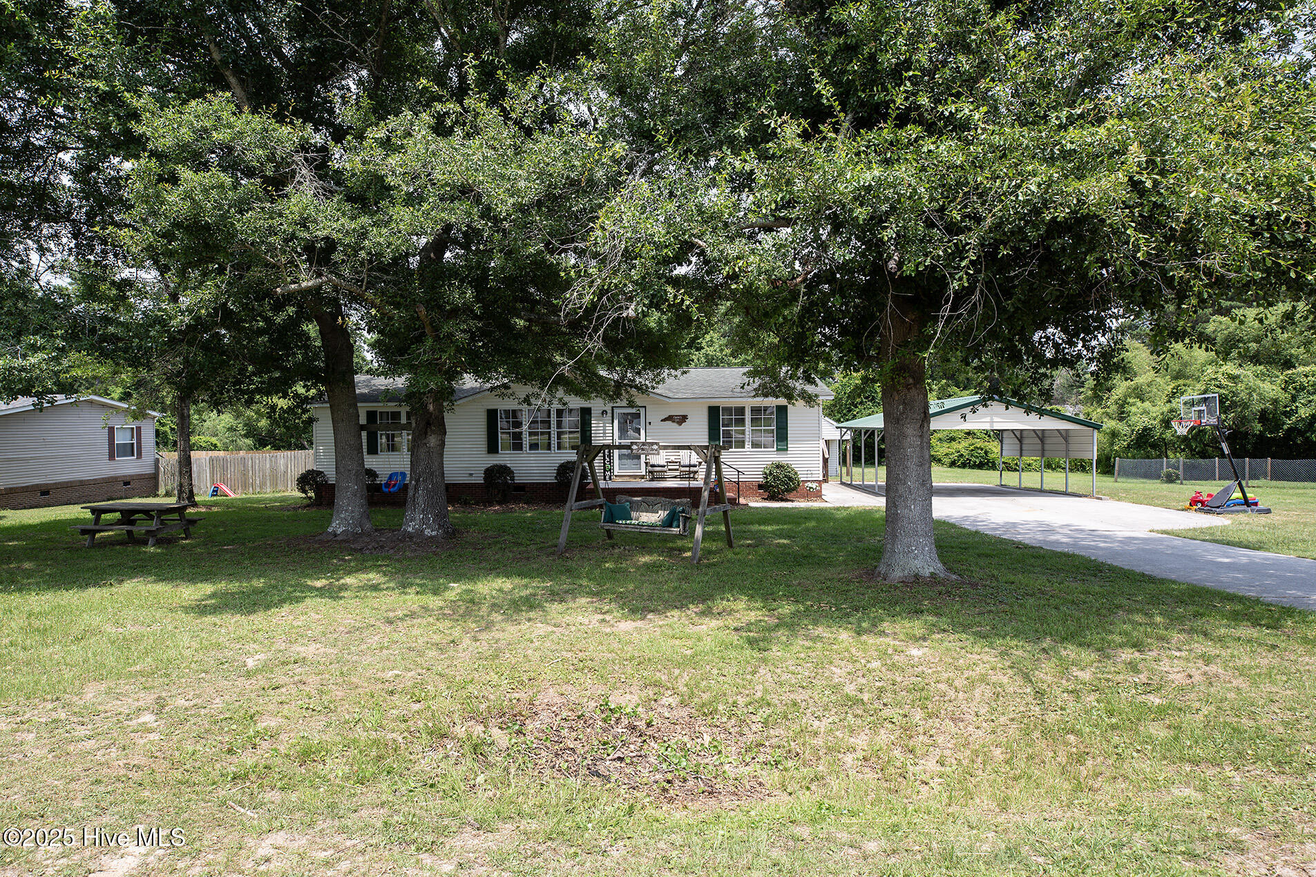 305 Moores Landing Road Hampstead, NC 28443 - Photo 5 of 45 MooresLanding305-1FShaneL33A1029 copy