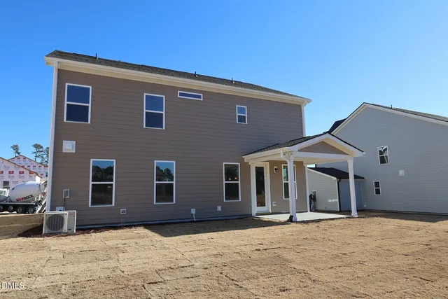 a house view with a outdoor space